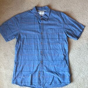 Hurley men’s classic fit stripe short sleeve button down top Size M